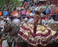 Domingo 4pm